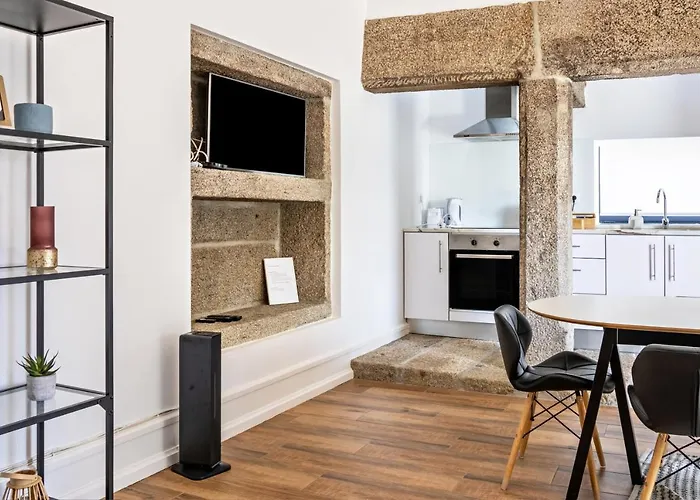 Casa Do Mestre T2 Apartment *