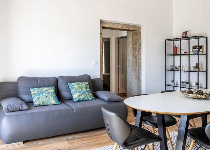 Casa Do Mestre T2 شقة